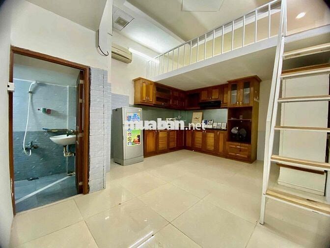 PHÒNG GÁC_BẾP LỚN_DT RỘNG_THI SÁCH_TÔN ĐỨC THẮNG_ĐH SÀI GÒN