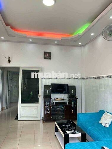 NHÀ PHỐ HÓC MÔN - 3 TẦNG - 8X17 - HẺM Ô TÔ THÔNG TỨ PHÍA