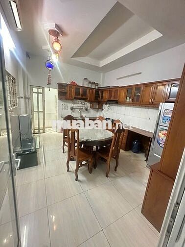 MÌNH CHO THUÊ NHÀ ĐẸP GIÁ RẺ SÁT TÂN SƠN NHÌ Q.TPHU, 4.2 X 20, 18TR
