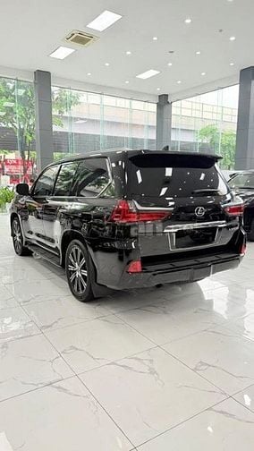 Bán Lexus LX570 nhập Mỹ 2018, 1 chủ, chạy chưa đên 5 vạn.