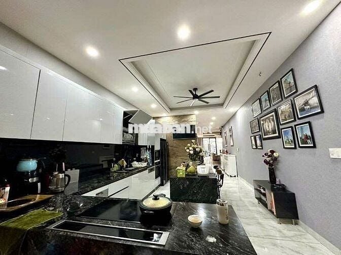 Cho thuê nhà hẻm 491/21 Huỳnh Văn Bánh, Phường 13, Quận Phú Nhuận