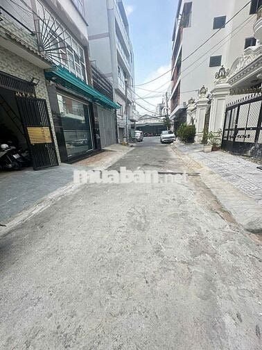 MÌNH CHO THUÊ NHÀ ĐẸP GIÁ RẺ SÁT TÂN SƠN NHÌ Q.TPHU, 4.2 X 20, 18TR