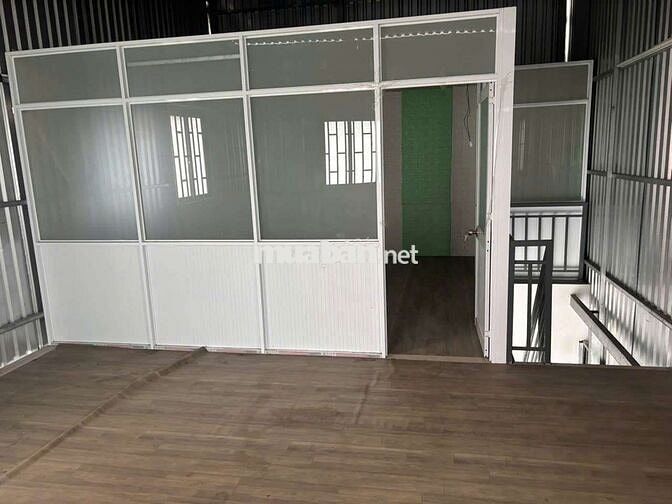 Cho thuê nhà nguyên căn hẻm xe hơi 2279 Huỳnh Tấn Phát diện tích rộng