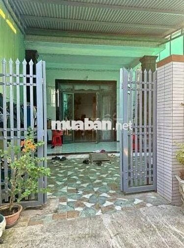 Chồng ngoại tình vợ bán nhà gấp để vềquê ngoại Hóc Môn.DT80m2,Giá810tr