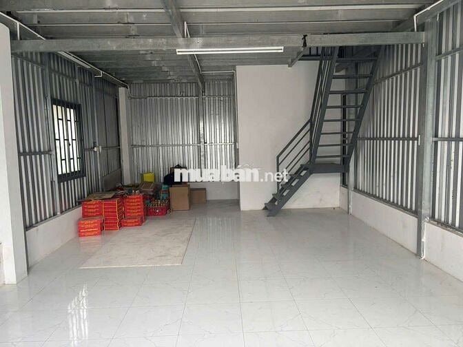 Cho thuê nhà nguyên căn hẻm xe hơi 2279 Huỳnh Tấn Phát diện tích rộng