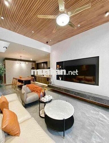 Bán gấp nhà chủ ngộp Bank đẹp .SHR 785tr