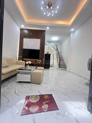 Nhà bán Quận 8 đường hẻm xe hơi tới nhà.