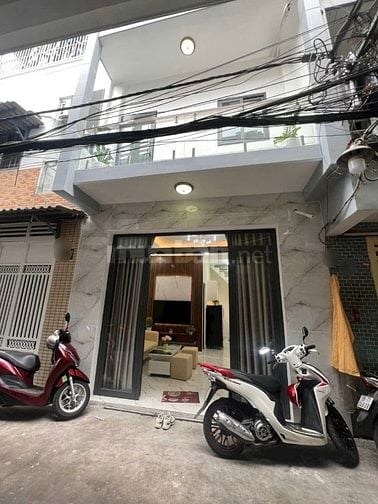 Nhà bán Quận 8 đường hẻm xe hơi tới nhà.