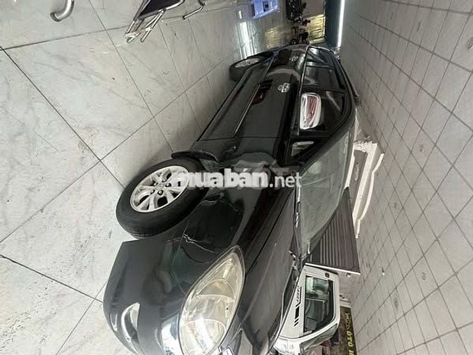 Toyota innova 2006 G