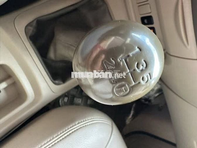 Toyota innova 2006 G
