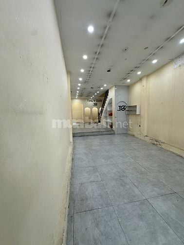 CHO THUÊ NHÀ MẶT PHỐ 242 CẦU GIẤY, HÀ NỘI- DT  60m2x 4 tầng, MT 4m