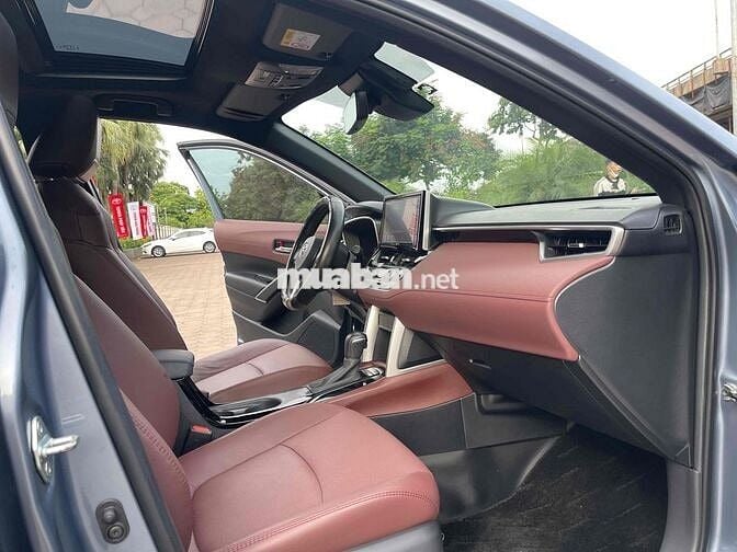 Toyota Corolla Cross 2022 1.8V - 21000 km xuất săc