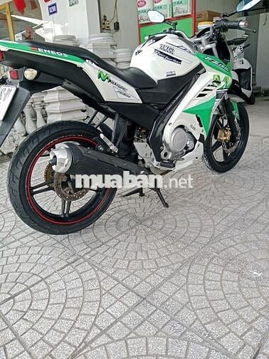xe Fz150i yamaha, đời 2014 màu trắng còn rất mới