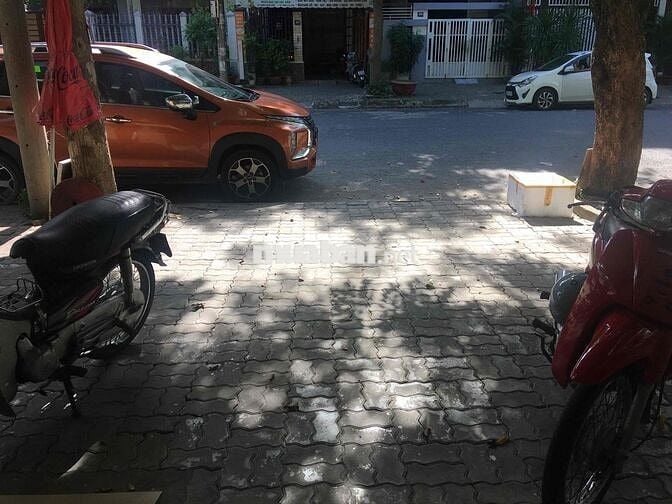Cho thuê phòng trọ 40m2 đường Trịnh công Sơn