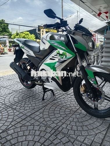 xe Fz150i yamaha, đời 2014 màu trắng còn rất mới