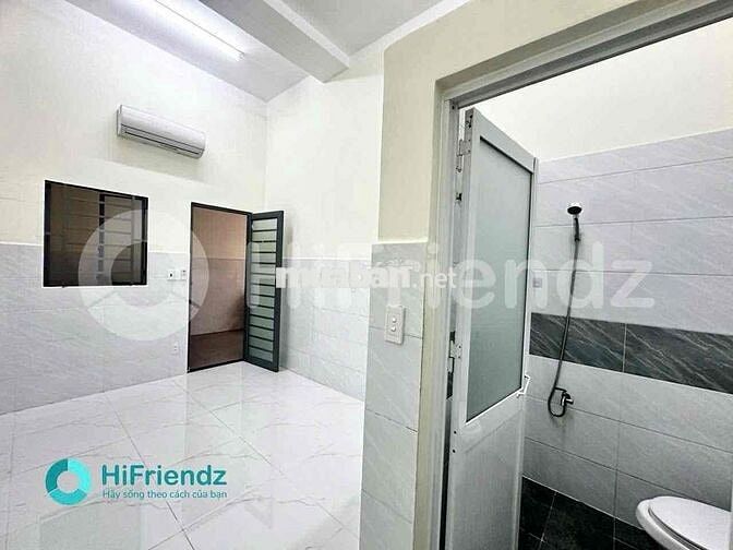 Phòng Trọ Dưới Trệt Sẵn Máy Lạnh - Giờ Giấc Tự Do,Gần Đại Học Văn Hiến