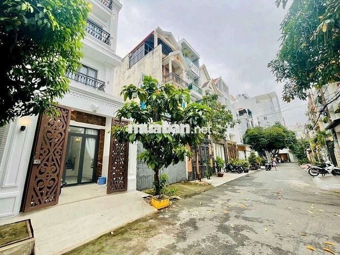 Cho thuê nhà mới, 4pn4wc, hẻm xe hơi, Nguyễn Văn khối p8 Gò vấp