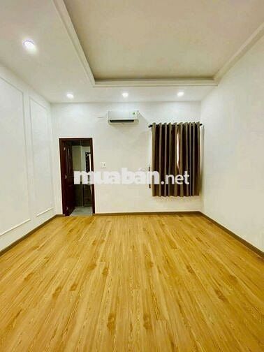 Cho thuê nhà mới, 4pn4wc, hẻm xe hơi, Nguyễn Văn khối p8 Gò vấp
