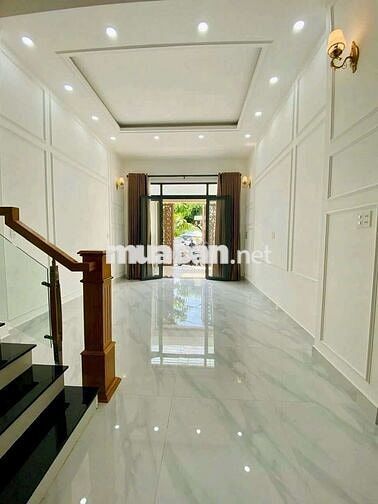 Cho thuê nhà mới, 4pn4wc, hẻm xe hơi, Nguyễn Văn khối p8 Gò vấp