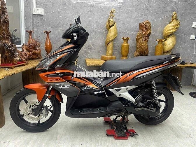 Ab up thái đẹp, máy êm thì thầm bao vọt biển SG
