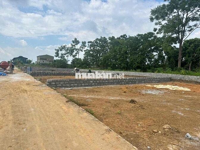 114m sổ hồng HN, ô tô chạy thông giá nhích 21tr/m, giáp tổ hợp y tế
