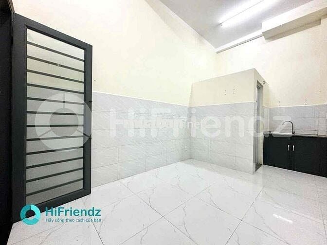 Phòng Trọ Dưới Trệt Sẵn Máy Lạnh - Giờ Giấc Tự Do,Gần Đại Học Văn Hiến