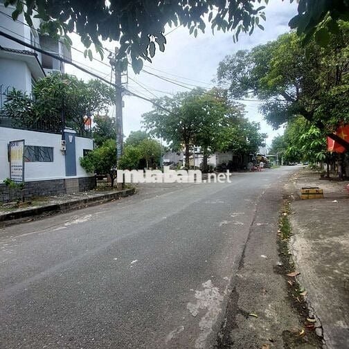 Đất full thổ cư ,sổ mới ,khu Dương Thị Giang