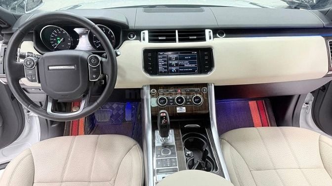 Range Rover Sport HSE 3.0 sản xuất 2014. Giá siêu rẻ.