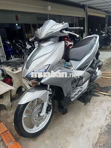 xe đẹp may em zin. có hỗ trợ góp ko nợ xấu