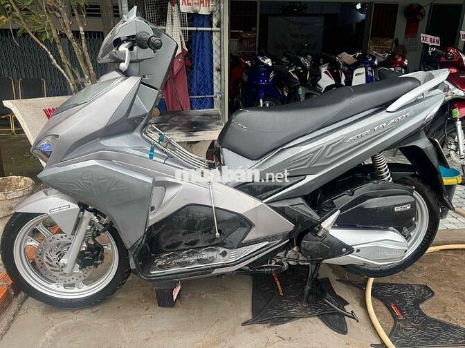 xe đẹp may em zin. có hỗ trợ góp ko nợ xấu
