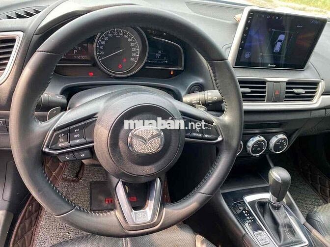 Mazda 3 2019 Sport 1.5L Luxury - 41000 km