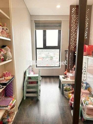 Bán căn hộ chung cư PHC Nguyễn Sơn,DT 100m,3PN,giá 10 tỷ.