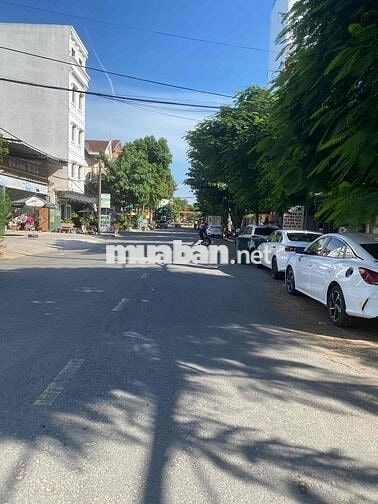 Siêu phẩm mặt tiền Võ Nguyên Giáp, gần Hồ Xuân Hương, đối diện Furama