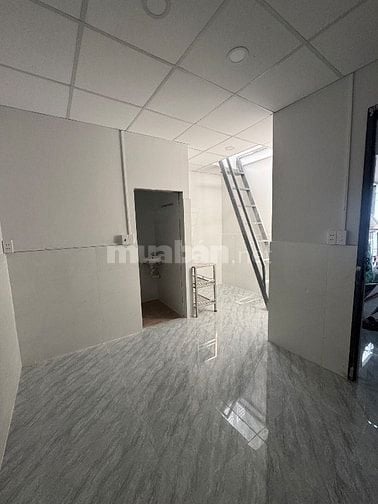 Cho thuê phòng trọ mới 100%,cửa sổ hướng 2 bên, thoáng, sáng