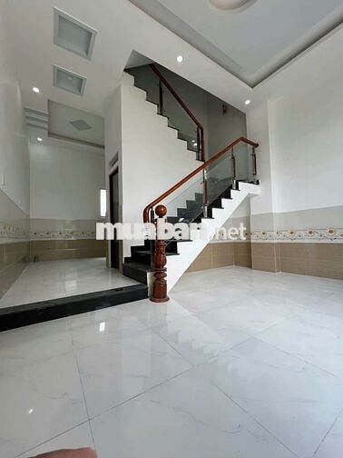 Nhà mới 3 tầng cho thuê 4 triệu/tháng , cầu ông huyện Bình Mỹ
