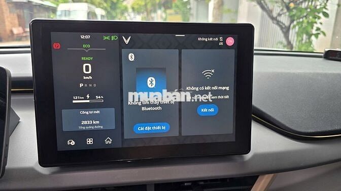 VinFast VF3 2025 đi lướt, đồ chơi hơn 90tr