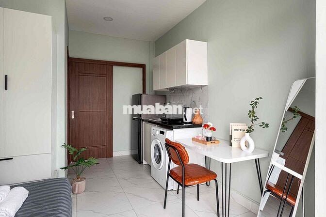 CHDV BAN CÔNG MÁY GIẶT RIÊNG GẦN ĐH VĂN HIẾN, ĐH CÔNG THƯƠNG, TÂN BÌNH