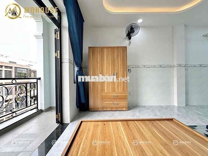 CHDV full nội thất ban công, cửa sổ cực thoáng ngay Etown Tân Bình