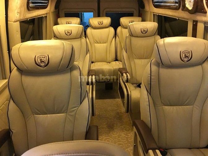 Cần bán xe Ford Transit Limousine 2015
