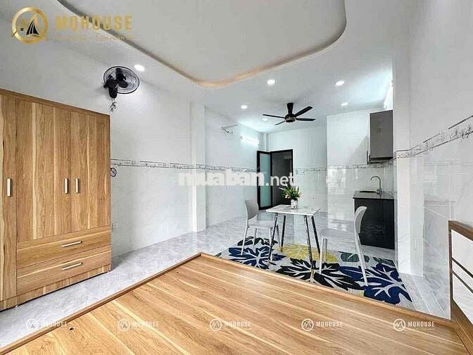 CHDV full nội thất ban công, cửa sổ cực thoáng ngay Etown Tân Bình