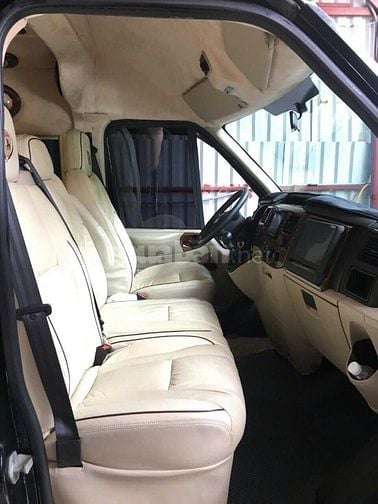 Cần bán xe Ford Transit Limousine 2015