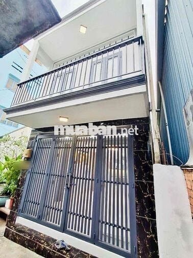 Nhà bán giáp Lê Văn Quới- DT 4x12- Đúc 2 tầng - Chỉ 4,xtỷ