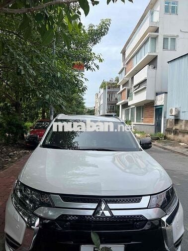 Mitsubishi Outlander 2022 2.0 Premium - 15000 km