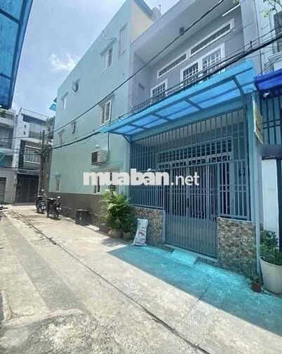 Bán nhà HXH Bình Tân,32m2, 4❌8m, - 2 tầng- 2Pn- sổ hồng hoàn công