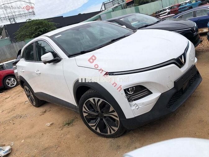 VinFast VF6 Plus 2025