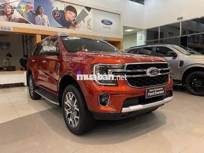 Ford Everest Titanium 4x2 AT