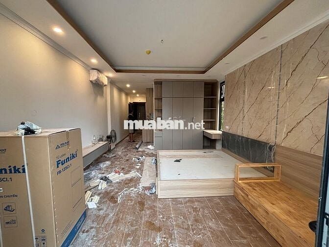 Pháo Đài Láng – Full tiện ích, ô tô đỗ cửa, vào ở ngay 10/9