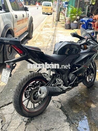 R15 2019 zin đẹp