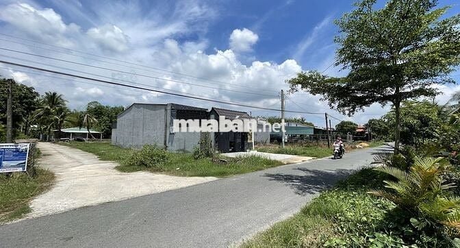 Chính Chủ Bán Đất Hai Mặt Tiền Đườg Nhựa 200tr/m Ngang ( Bao Sang Tên)