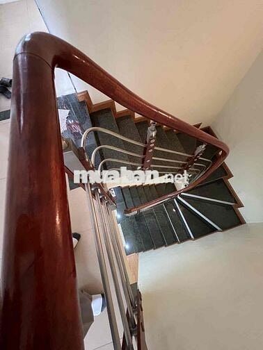 TT Quận Tây Hồ, ĐẸP MÊ MẨN – Nhà 4 tầng full đồ Châu Âu, sẵn ở